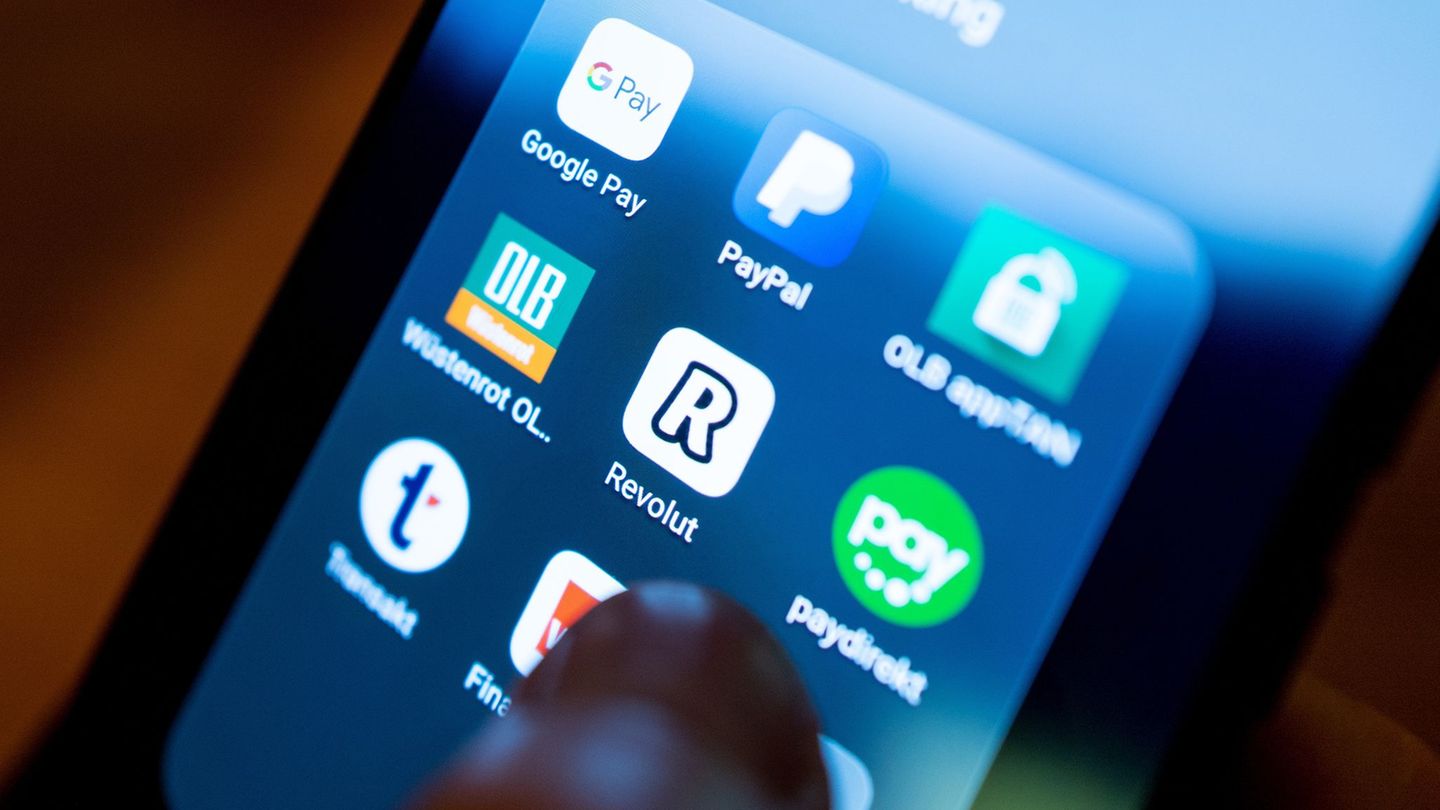 Finanzbranche: Neobank Revolut investiert über eine Milliarde in Frankreich