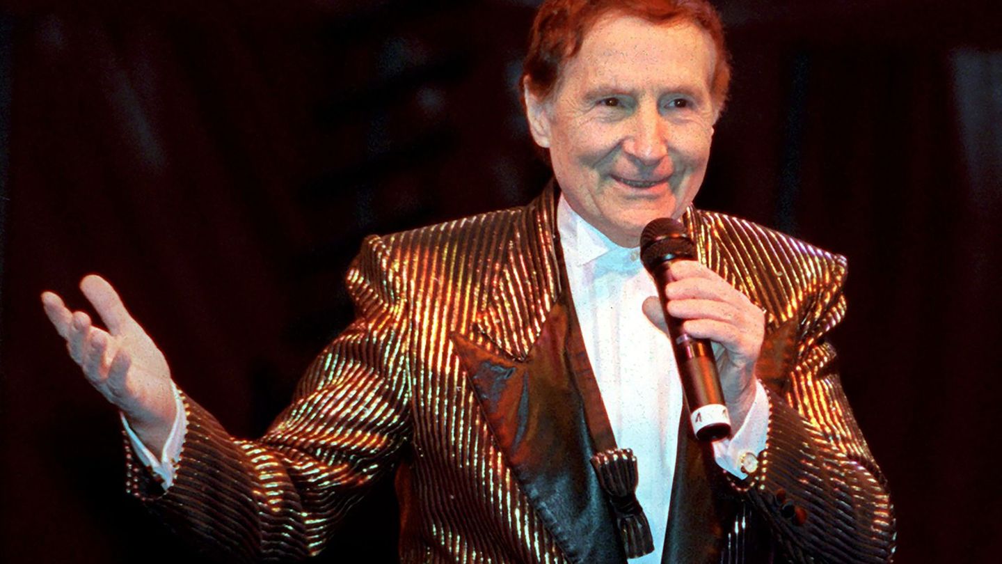 Schlager legend: Freddy Quinn tells the truth about his moving life