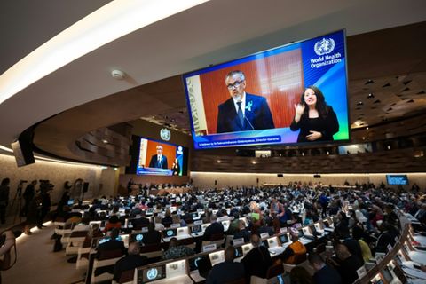 WHO-Chef Tedros bei seiner Rede in Genf