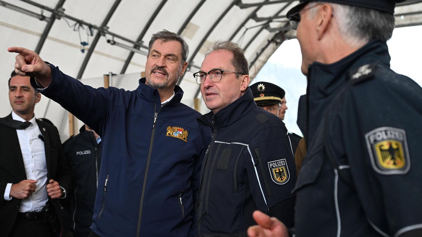 Porträt CSU-Chef Markus Söder und Bundesinnenminister Alexander Dobrindt Porträt CSU-Chef Markus Söder und Bundesinnenminister Alexander Dobrindt