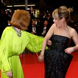 Vip News: Isabelle Huppert hat Kleiderpanne auf dem roten Teppich in Cannes