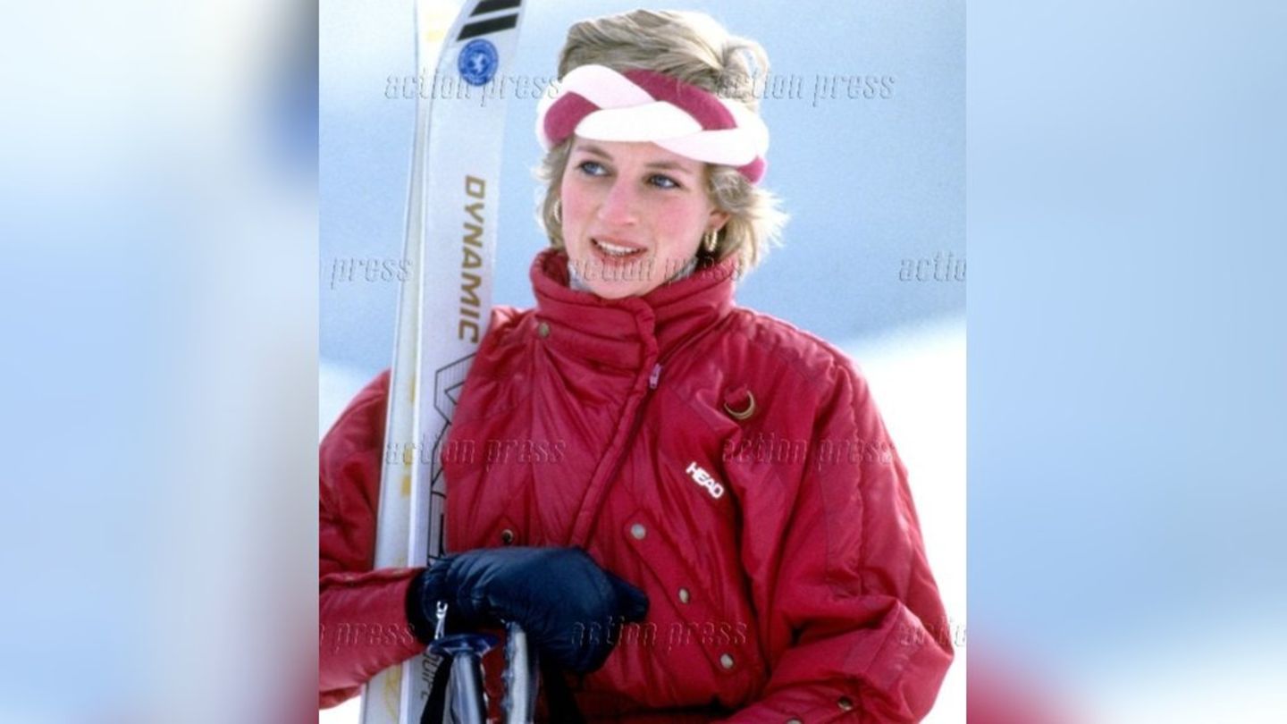 Princess Diana: iconic clothing is auctioned
