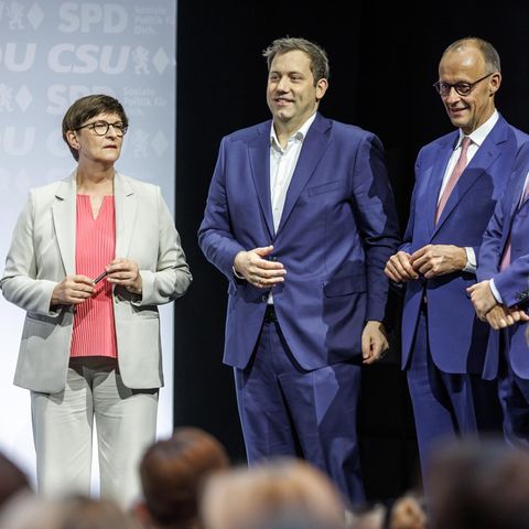 Saskia Esken (left) will probably be the only woman in the coalition committee with Markus Söder (right), Friedrich Merz (M.) and Lars Klingbeil 