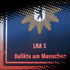 Montage zeigt Schild am Eingang des LKA 1