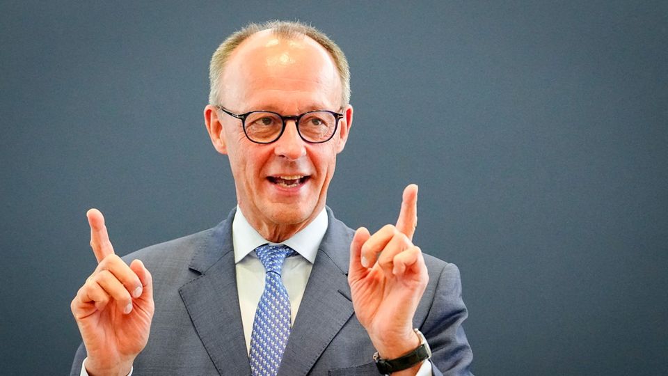 AfD fällt hinter Union zurück – Linke und Grüne erstmals gleichauf AfD fällt hinter Union zurück – Linke und Grüne erstmals gleichauf