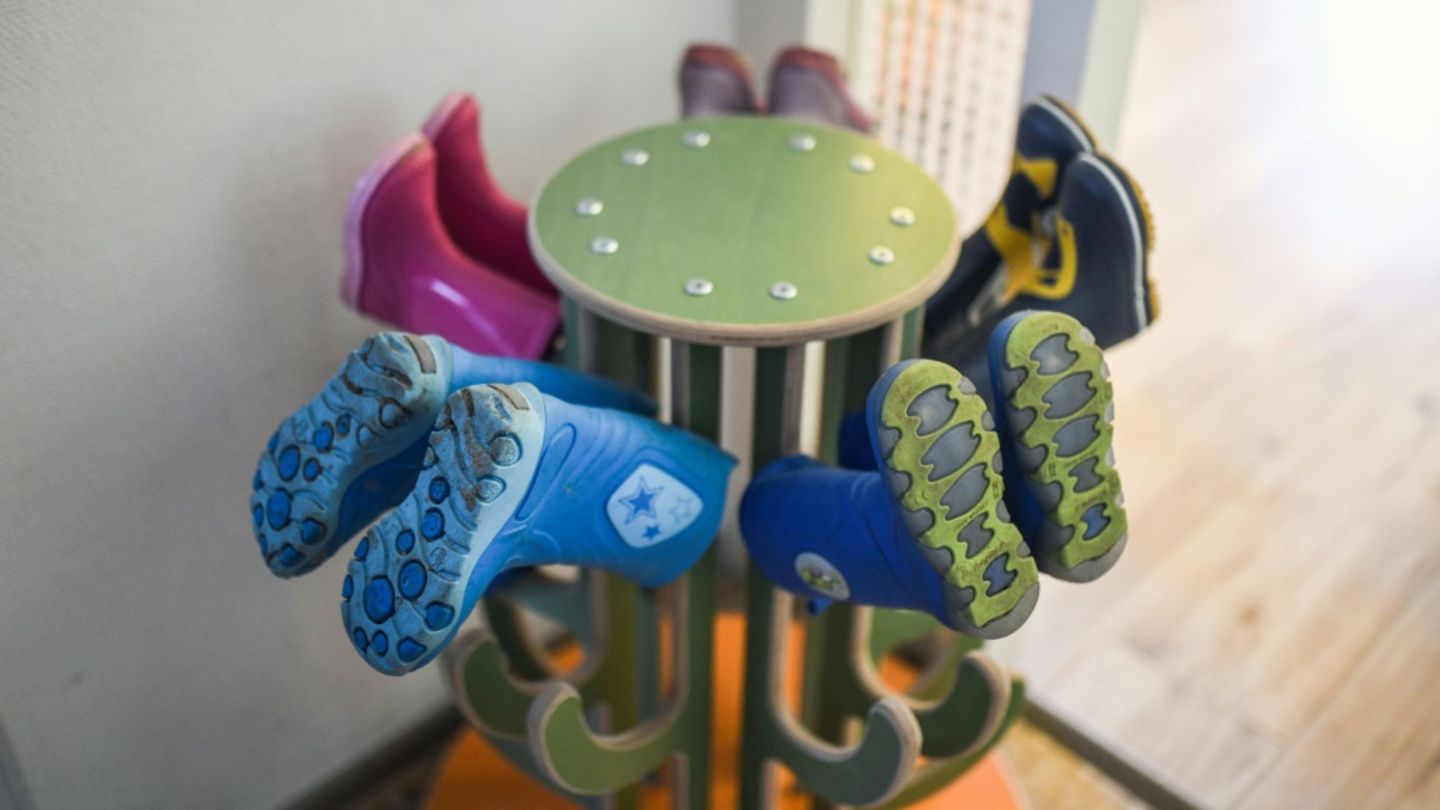Gummistiefel in Kindergarten