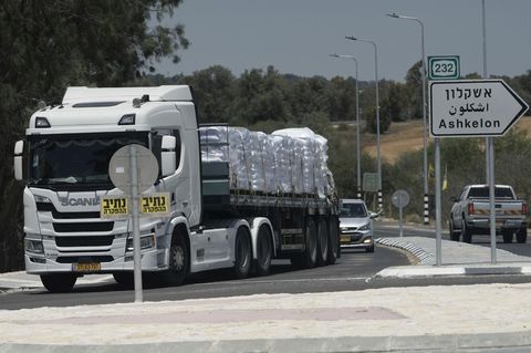 Ein Lkw in Israel mit Hilfsgütern für den Gazastreifen