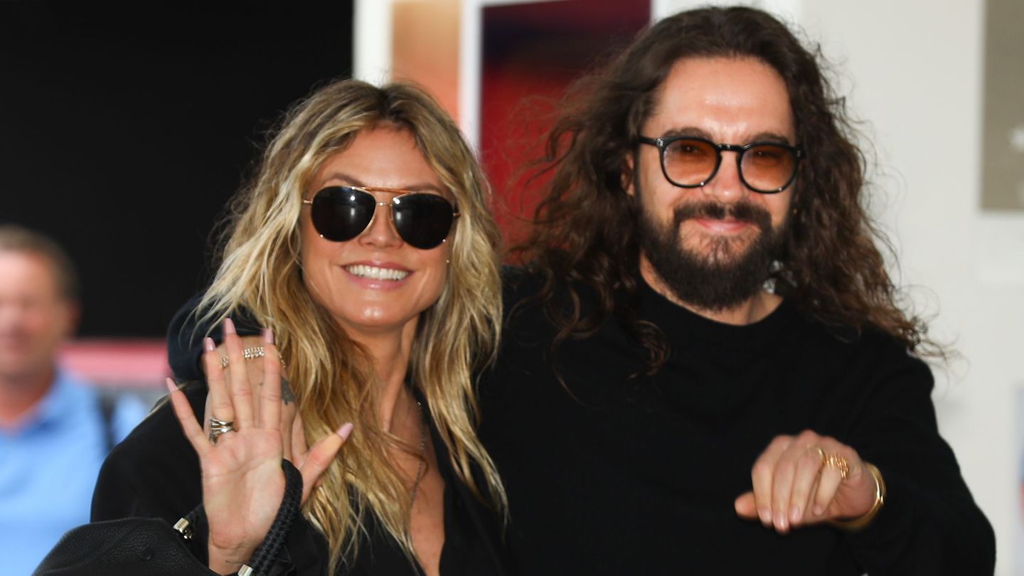 Leute: Heidi Klum witzelt über linke Füße von Ehemann Tom