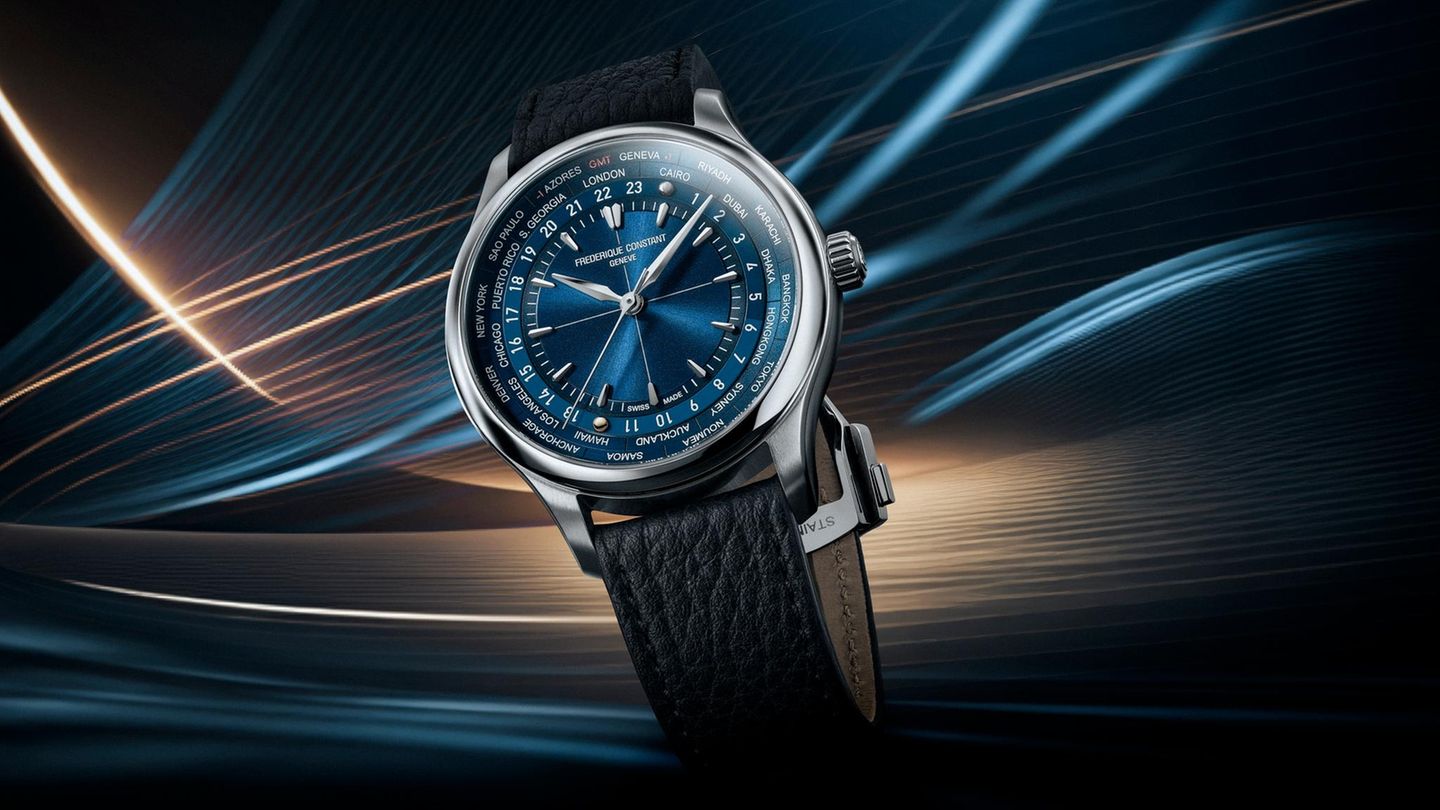 Worldtimer in Blau von Frederic Constant
