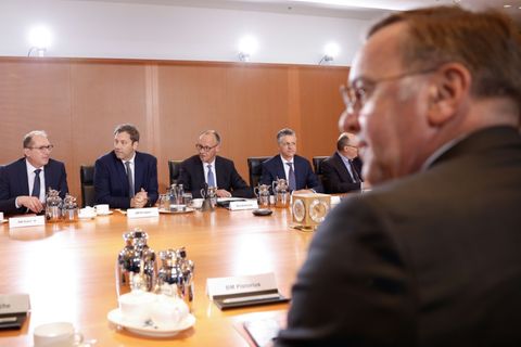 Mitglieder von neuem Bundeskabinett