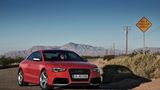 Audi A5 Coupé  Mit dem Audi A5 Coupé gelang dem Hersteller aus Ingolstadt ein großer Wurf. Lange Jahre schaute man neidisch auf die Konkurrenz aus Stuttgart oder träumte von italienischen Formen à la Alfa Romeo oder Lancia. Mit dem A5 gab es endlich wieder eine echte Alternative – und was für eine. Technisch eng mit dem A4 verwandt, bot er bewährte Volumentechnik in einem attraktiven Design und mit einem breiten Leistungsspektrum aus Diesel- und Benzinmotoren. Preislich starten Modelle aus dem Jahr 2010 bei unter 8000 Euro. Allradantrieb, Doppelkupplungsgetriebe und luxuriöse Ausstattung sind oft Standard