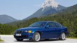 BMW 3er Coupé  Ab der Modellpflege 2003 macht ein Sechsgang-Getriebe Langstrecken angenehmer und senkt den Realverbrauch. Die ZF-Fünfstufenautomatik dämpft hingegen die Dynamik des agilen Sechszylinders. Gepflegte Modelle starten bei 7.000 Euro. Besonders begehrt sind die Sportversionen des M3, die mit ihrem 3,2-Liter-Reihensechszylinder (252 kW/343 PS, 365 Nm bei 4900 U/min) und exzellentem Fahrwerk ein grandioses Fahrerlebnis bieten