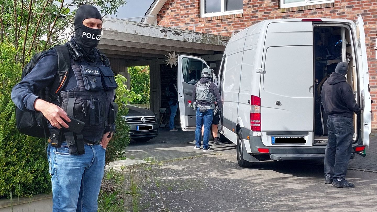 40 objects searched: raid for smuggling crime in several federal states