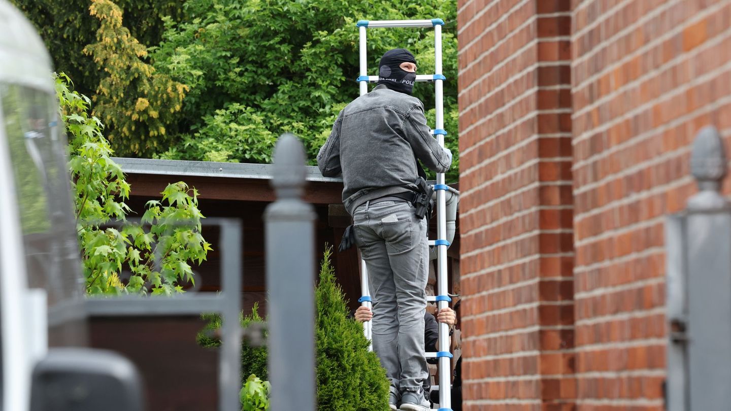 Right -wing extremism: right -wing terrorists? The police arrested very young suspects