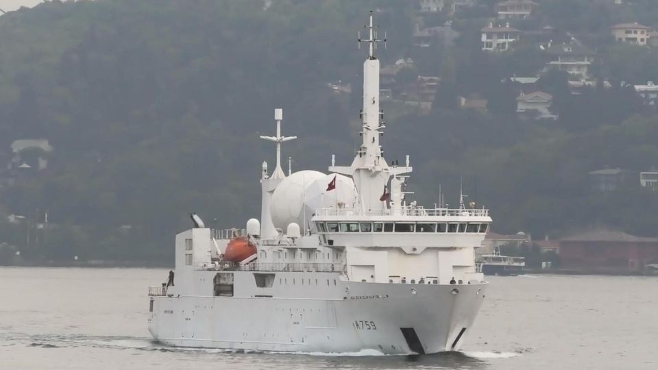 Aufklärungsschiff "Dupuy de Lome" in Ostsee gesichtet
