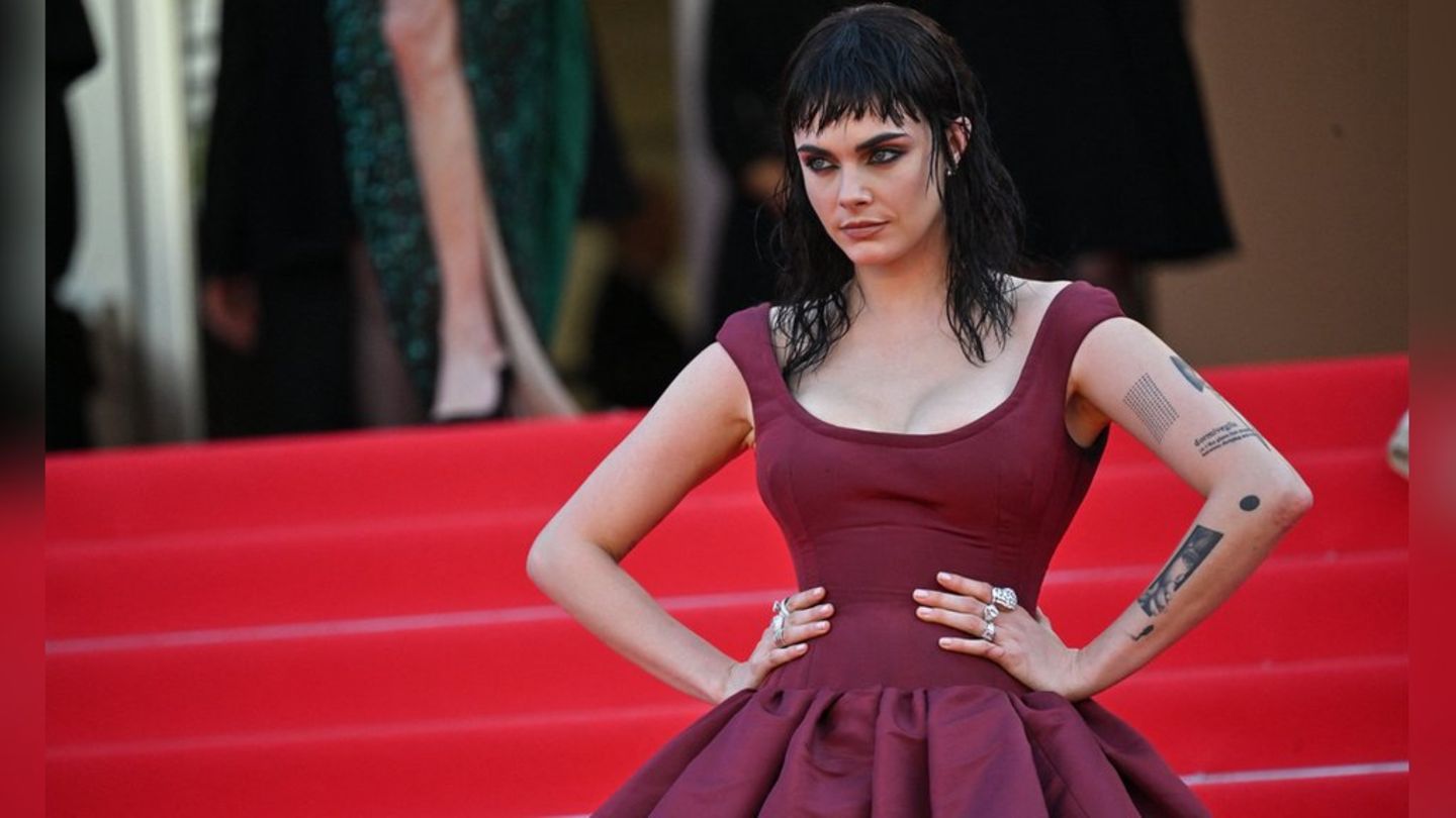 Cara Delevingne in Cannes: In the Gothic look on the red carpet