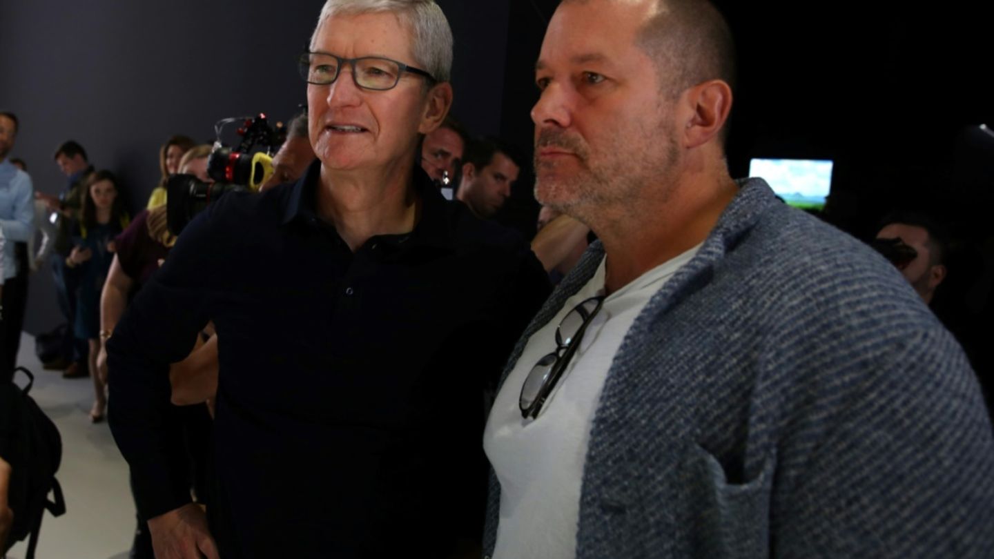 Jony Ive (rechts) mit Apple-Chef Tim Cook
