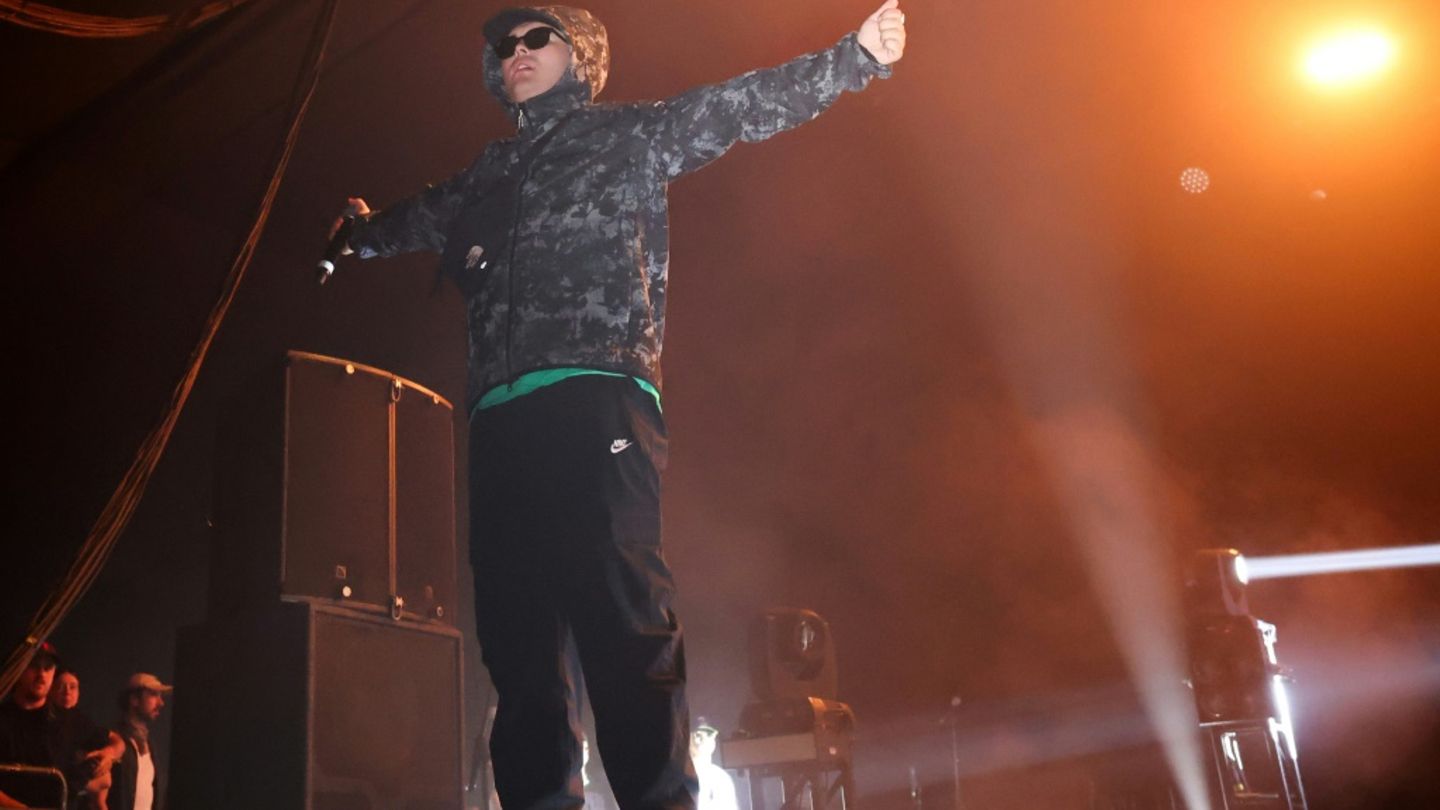 Der irische Rapper Liam O'Hanna alias Mo Chara von Kneecap