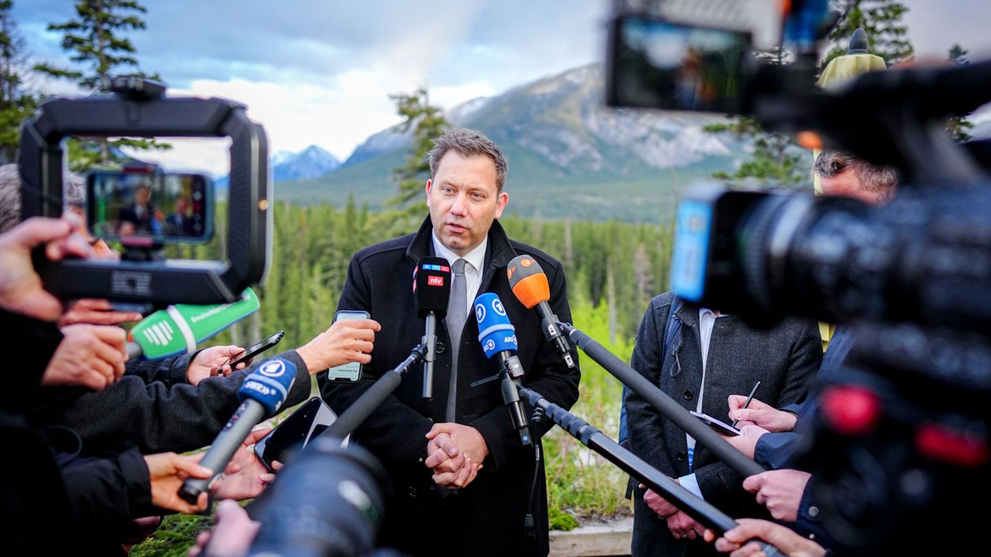 World trade: Klingbeil sees positive signals in the customs dispute