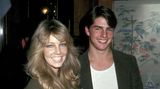 Heather Locklear (1982): In die Affäre getanzt   Kurz nach seinem Hollywood-Durchbruch ging Cruise mit Heather Locklear aus. Sie erinnerte sich: "Er tanzte im Club wie in 'Risky Business'. Ich wusste nicht, ob ich lachen oder weglaufen sollte." Es blieb bei einem Date, eine Beziehung entstand nicht.  Altersunterschied: Heather war 1 Jahr älter.