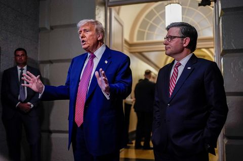 Der Präsident mit Mission auf dem Capitol Hill. Donald Trump bringt zögernde Republikaner auf Linie für seine "Big Beautiful Bill"