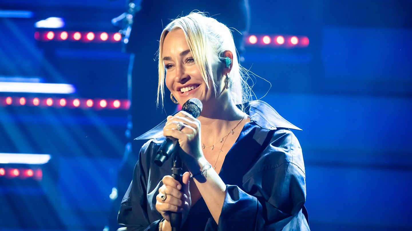 Pop music: Sarah Connor sings about hate on the net and open relationships