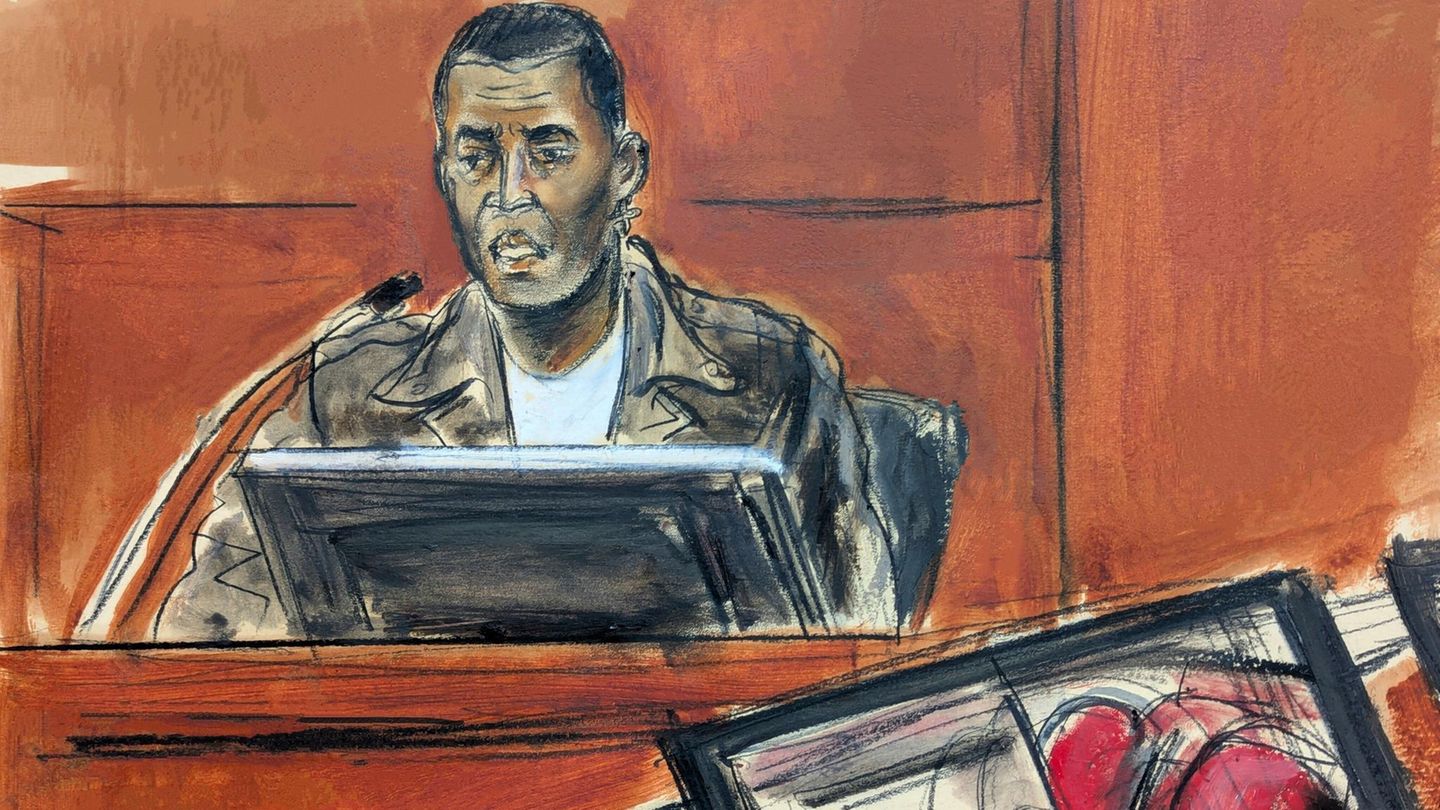 P. Diddy: Kid Cudi calls the rapper a “super villain”
