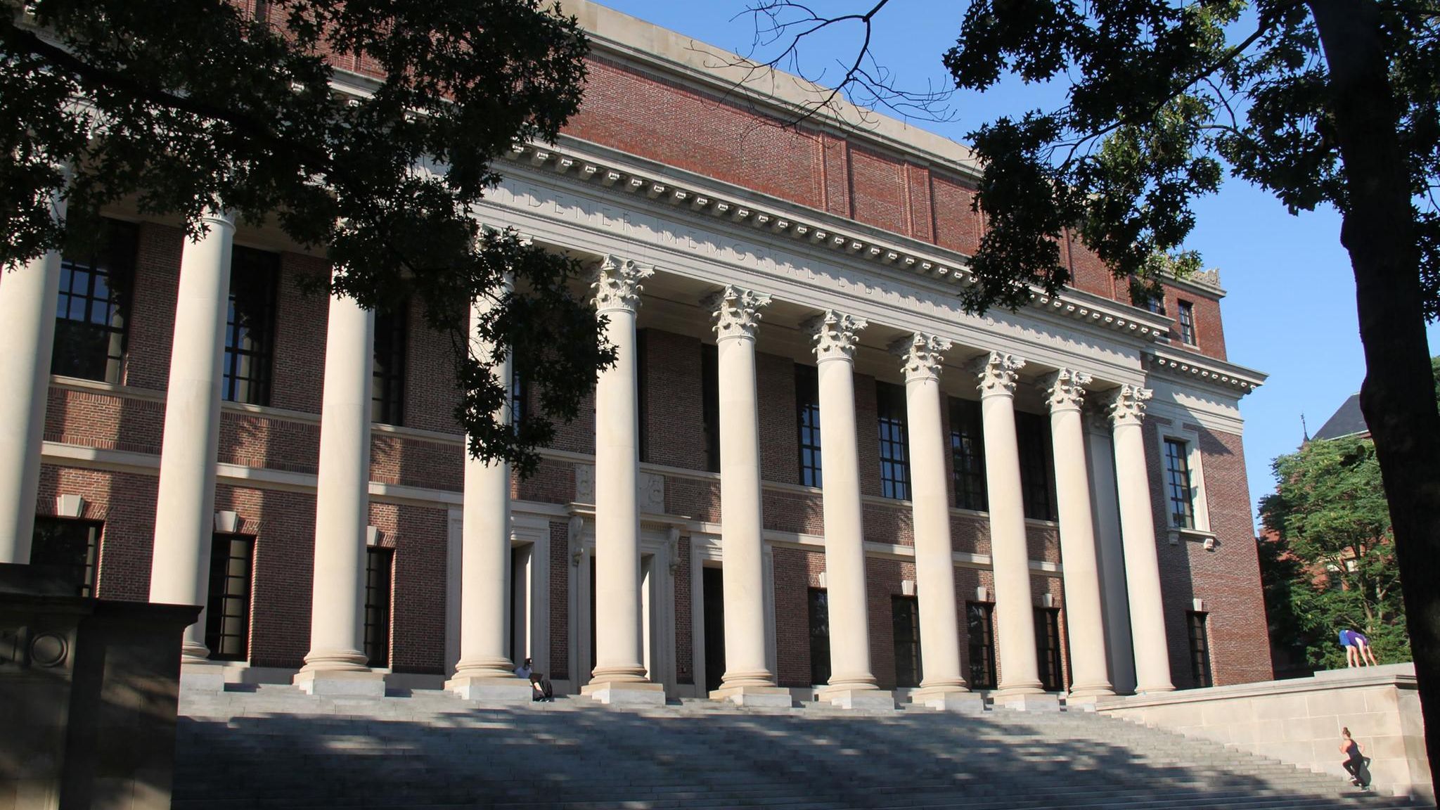 Der Campus der Harvard-Universität in Cambridge in Massachusetts
