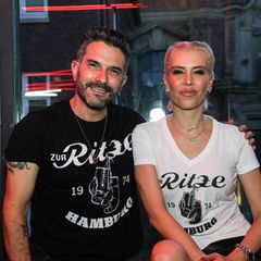 Verena Kerth und Marc Terenzi lächeln in eine Kamera
