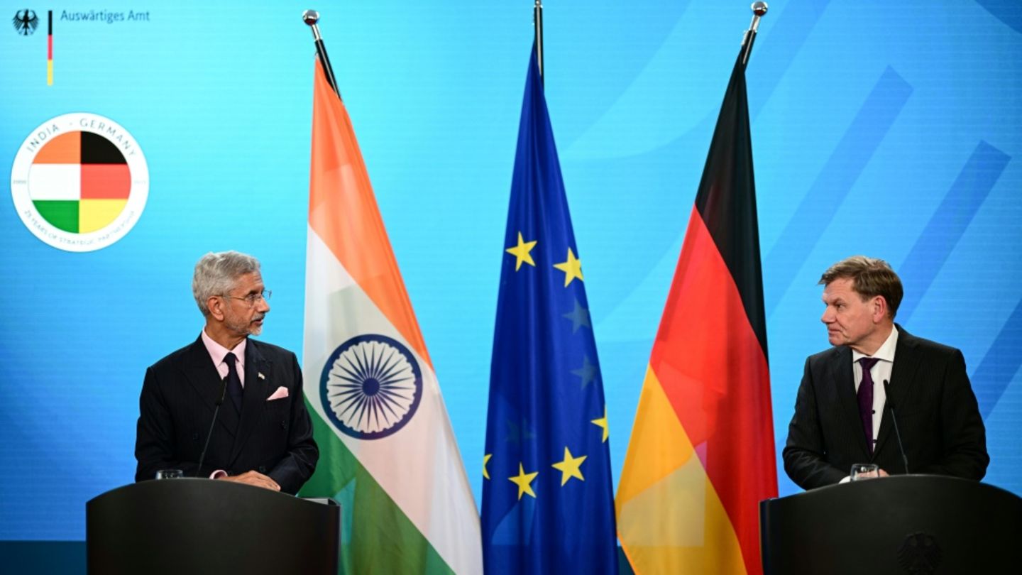 Wadephul (r) mit Indiens Außenminister Jaishankar
