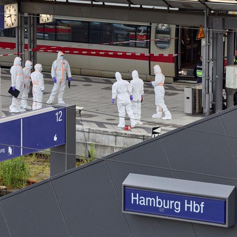 Die Spurensicherung am Hauptbahnhof in Hamburg