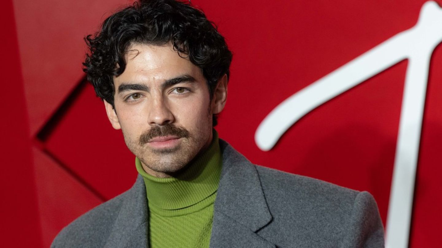 Joe Jonas about dating: “Scary and intimidating”