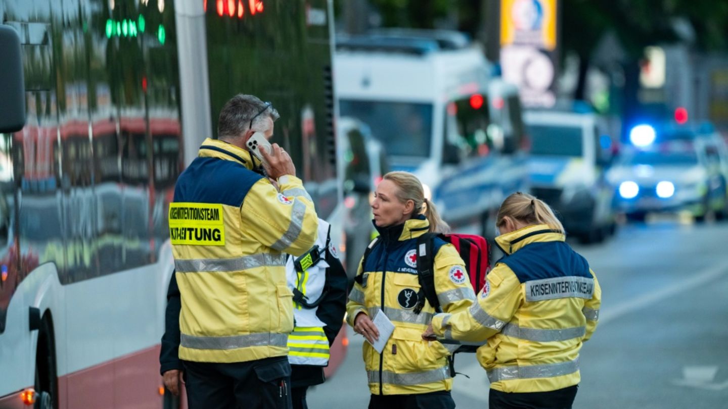 Mitglieder des Kriseninterventionsteam des Roten Kreuzes