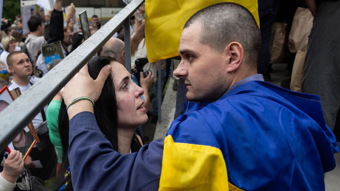 Ukraine: Putin’s exchange of prisoner is Putin’s “tactical concession to Trump”