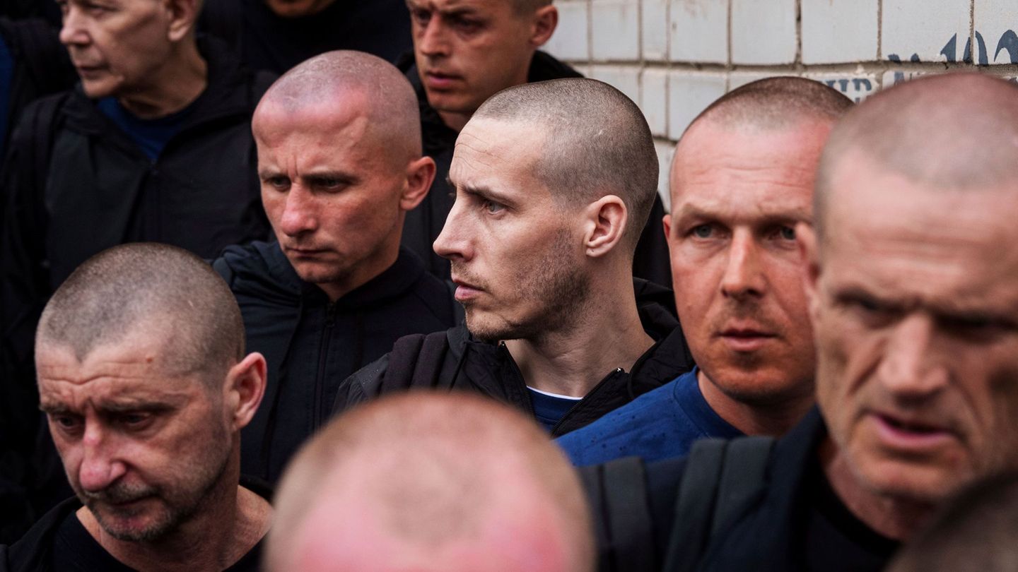 War in Ukraine: greatest prisoner exchange and violent attacks on Ukraine