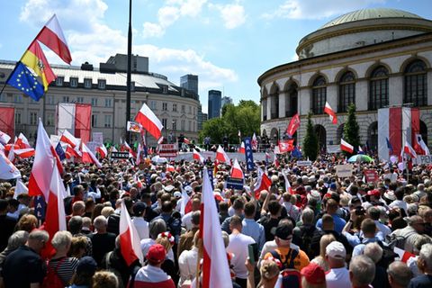 Demonstration für Rafal Trzaskowski in Warschau