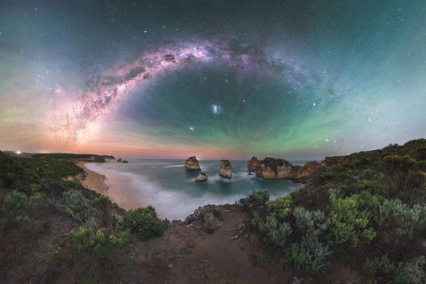 Diamond Beach mit Milchstraße in Australien