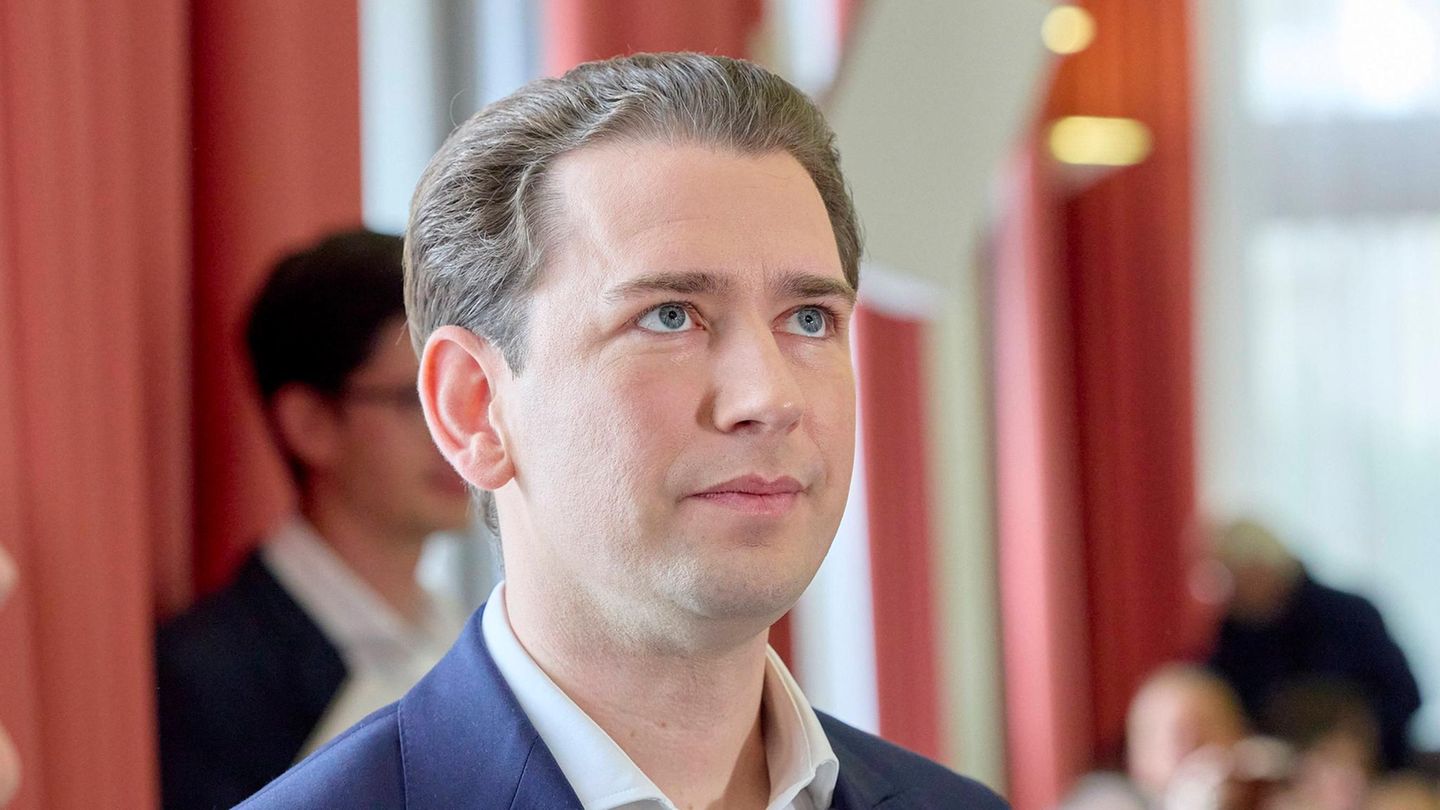 Austria’s ex-Chancellor briefly acquitted in the false statement process