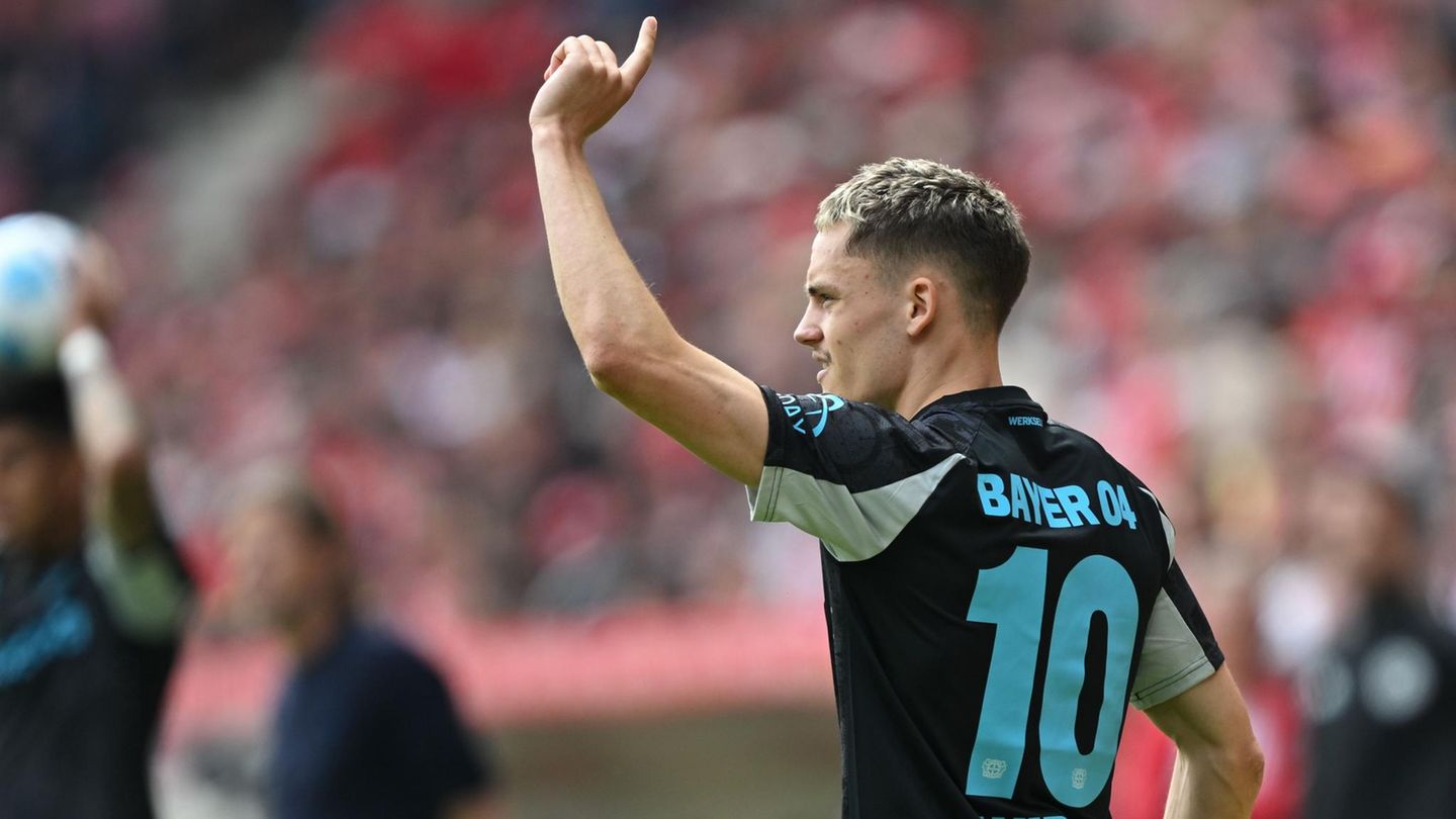 Florian Wirtz in einem Spiel für Bayer 04 Leverkusen