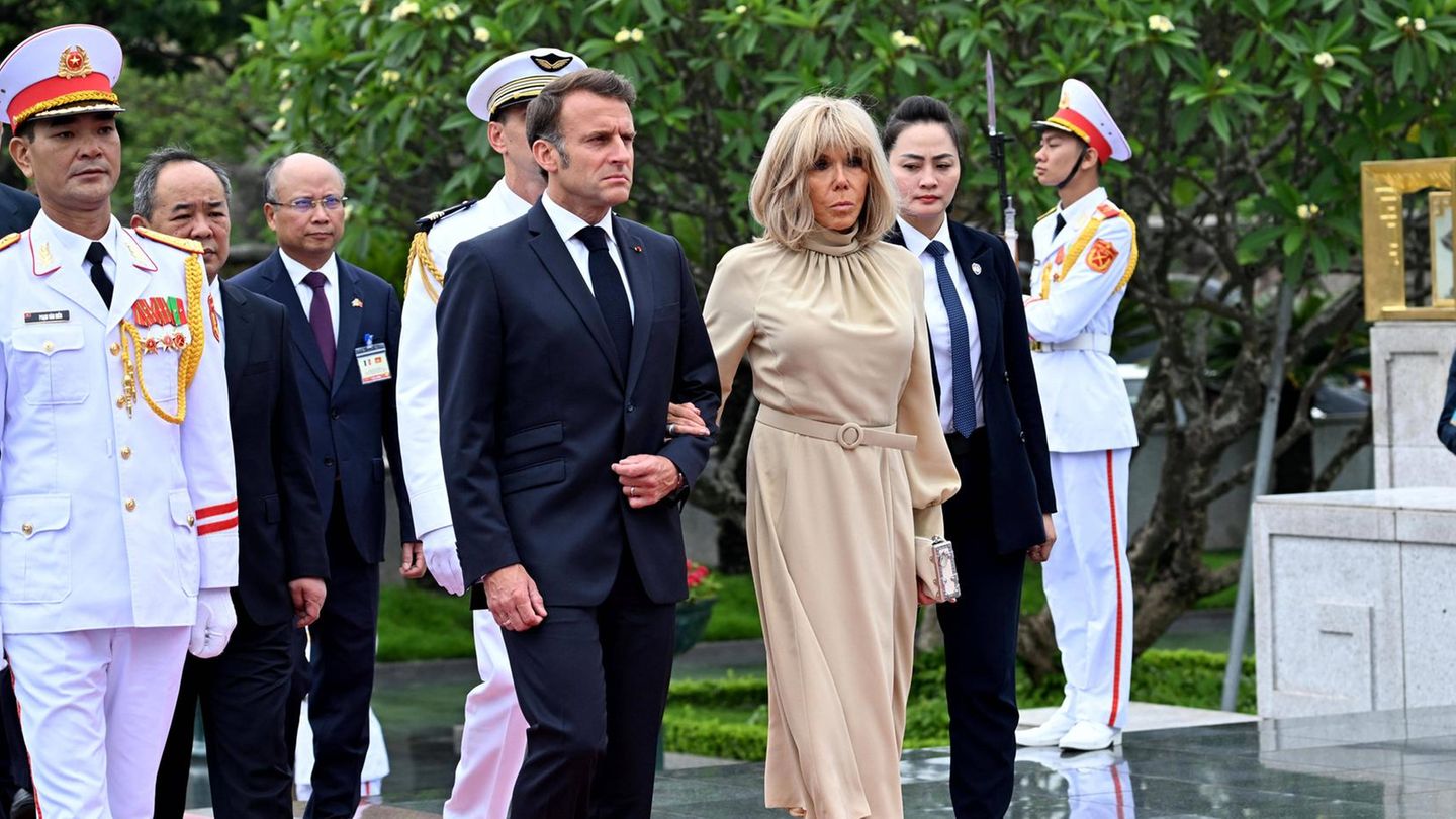 Brigitte Macron: Did she push her husband? Supposedly only “fun”