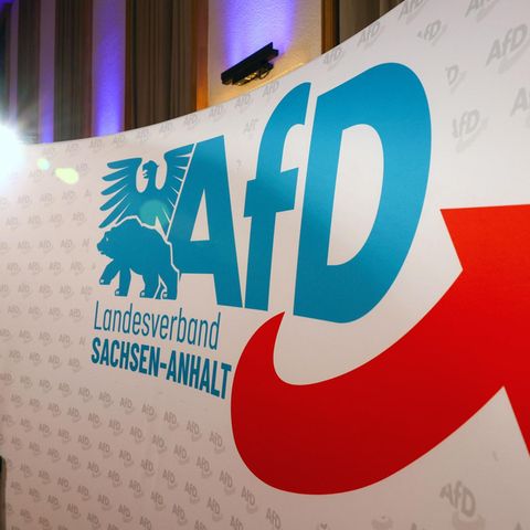 Lettering and logo of the AfD
