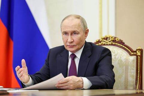Wer Russland verlässt, soll dort keine Dienstleistungen mehr verkaufen, findet Wladimir Putin