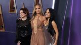 Drei Generationen von Stars der Latin-Music-Szene auf einem Bild: Jennifer Lopez (Mitte) moderierte die Verleihung der American Music Awards in Las Vegas, performte auch selbst auf der Bühne. Auch Gloria Estefan (links) hatte einen Auftritt und Becky G präsentierte gemeinsam mit Manuel Torizo ein Duett