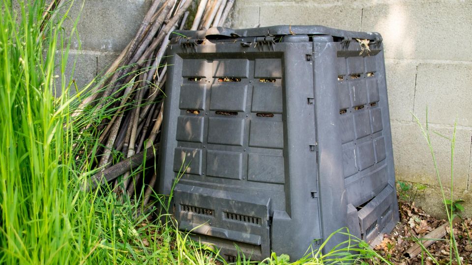 Komposter für den Garten Welche Materialien eignen sich? STERN.de