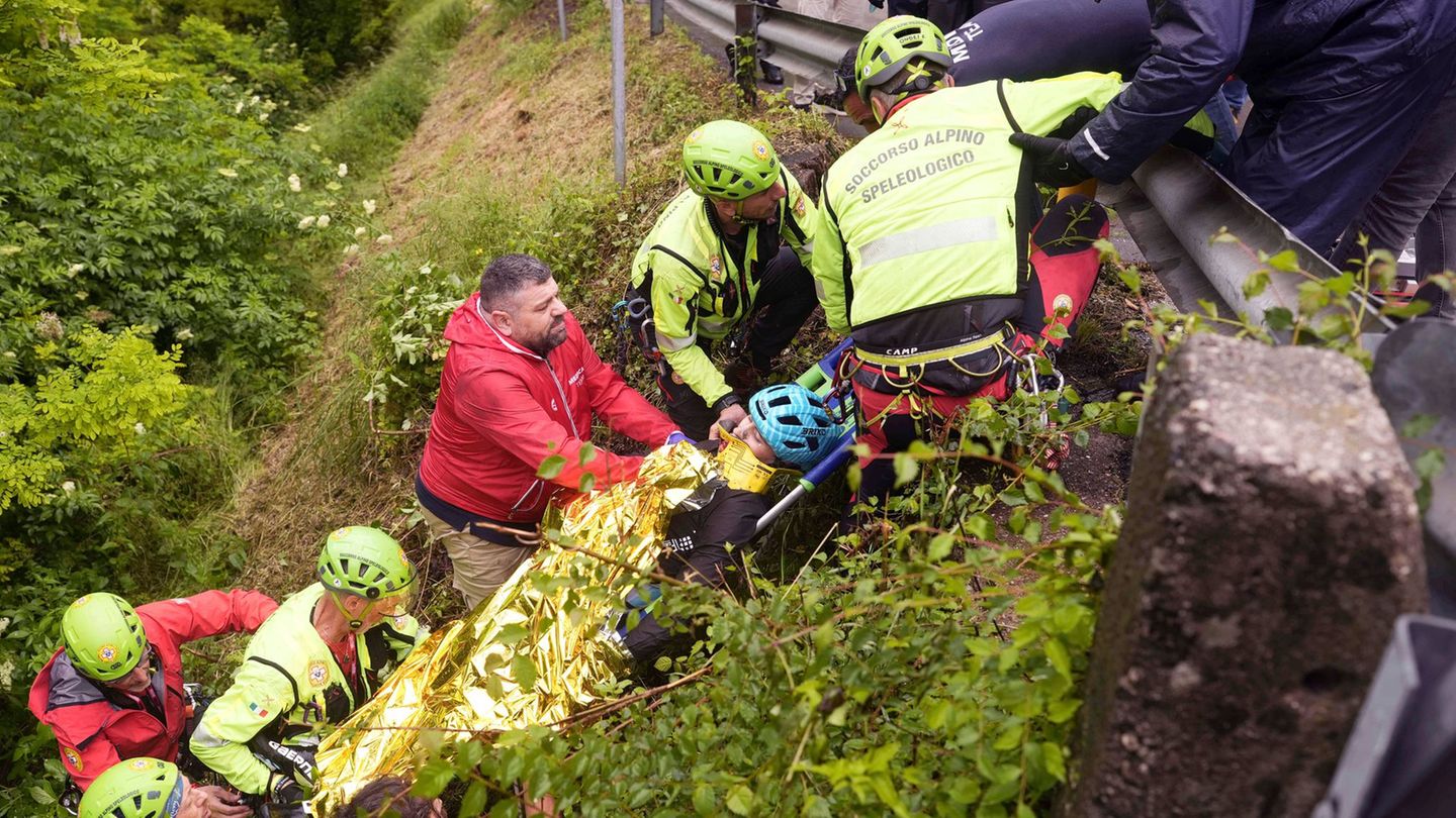 Cycling: 108. Giro: Roglic gets out – Martinelli with a heavy fall