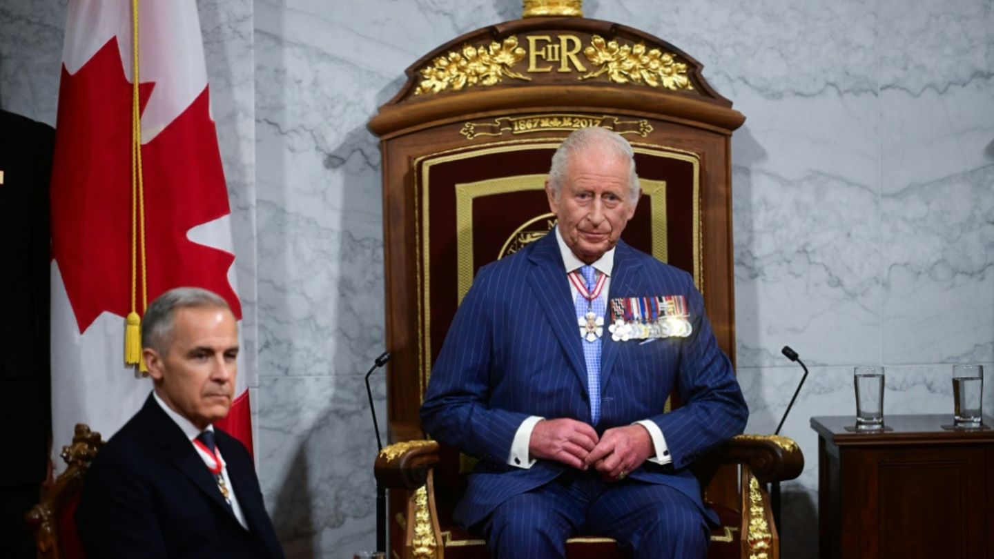 Charles III. (rechts) und Mark Carney