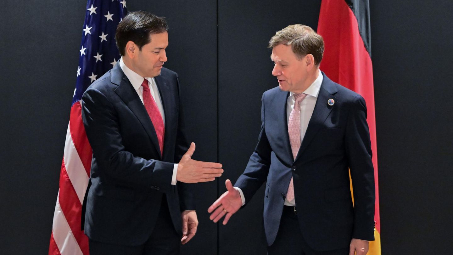 Foreign Minister WadePhul for inaugural visit to the USA