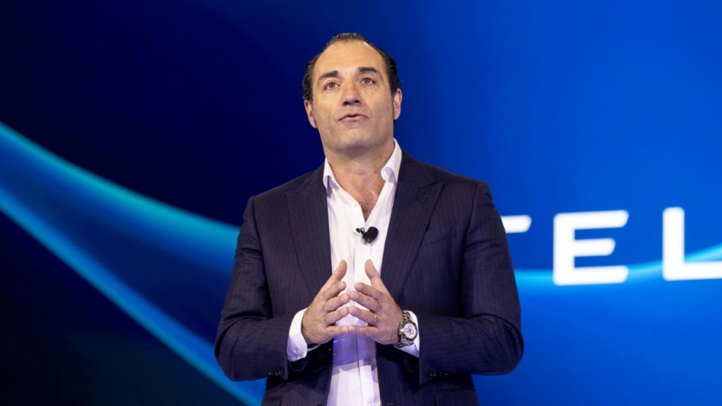 Antonio Filosa