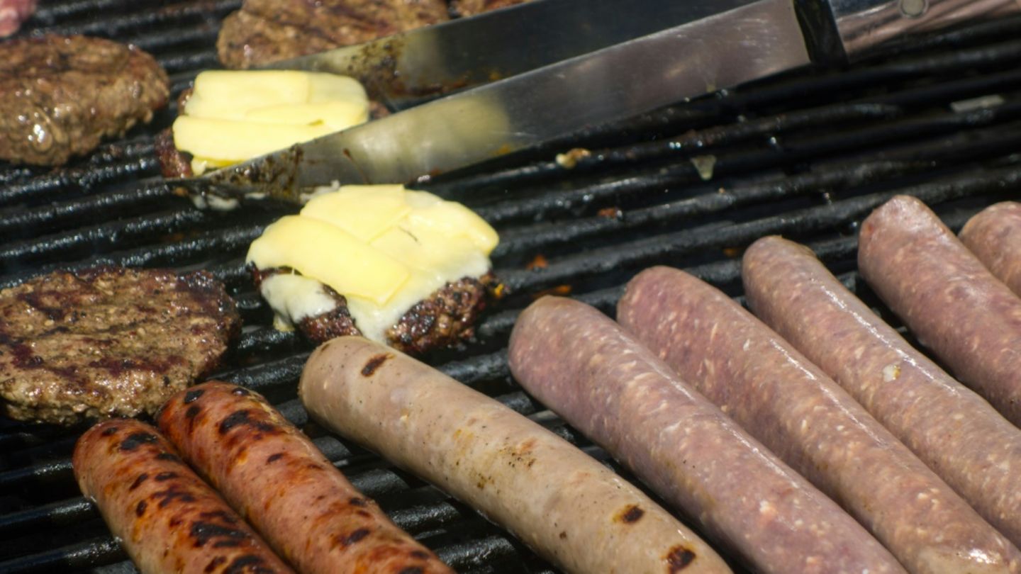 Fleisch auf Grill