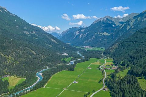 Ausblick auf Häselgehr im Naturpark Tiroler Lechtal